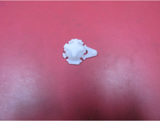 UNIVERSAL UNIVERSAL-; SİLGİ MANEVRA KOL AŞIĞI 12MM ÜÇGEN TİP TÜM ARAÇLAR İÇİN