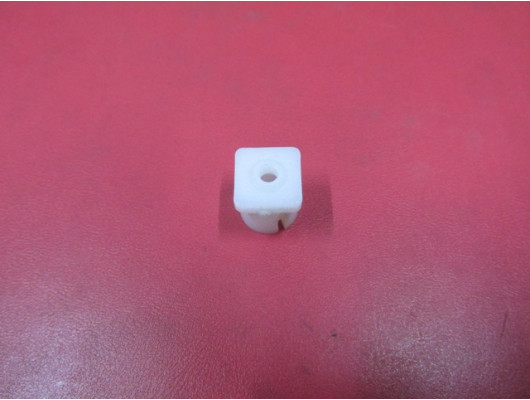 UNIVERSAL UNIVERSAL-; FAR KLİPSİ TÜM ARAÇLAR İÇİN