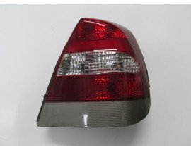 DAEWOO NUBIRA- 00/02; STOP LAMBASI SAG SEDAN KIRMIZI/BEYAZ (FAMELLA)