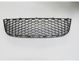 VOLKSWAGEN GOLF- 5- 05/09; ÖN TAMPON PANJURU ORTA SİYAH (GTI)(TÜV) (TYG)