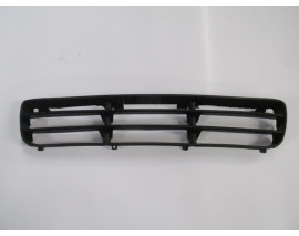 VOLKSWAGEN BORA- 99/05; ÖN TAMPON PANJURU ORTA SİYAH (TW)