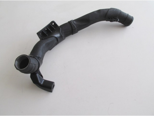 VOLKSWAGEN POLO- 6- 10/17; TURBO INTERCOOLER HAVA ALMA BORUSU (1.6 DIZEL) (CAY MOTOR)