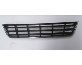 VOLKSWAGEN PASSAT- B6- 05/10; ÖN TAMPON PANJURU ORTA SİYAH NİKELAJ KAPLAMALI