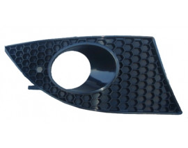 SEAT TOLEDO- 05/07; SİS LAMBA KAPAĞI SAĞ SİYAH (SİS DELİKLİ) (TYG)