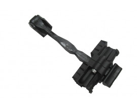 AUDI A1- 11/18; ARKA KAPI DURDURUCUSU SAĞ/SOL AYNI (ADET) (KAPI GERGİSİ)