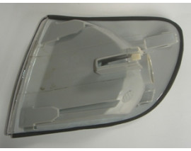 AUDI A6- 95/97; ÖN SINYAL SAG BEYAZ (FAMELLA)