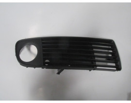 AUDI A6- 98/01; SİS KAPAĞI SAĞ SİYAH (SİS DELİKLİ) (TYG)