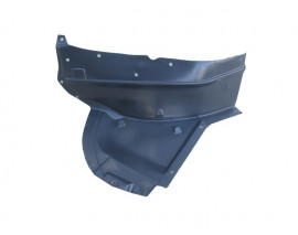 AUDI Q3- 12/18; ÖN ÇAMURLUK DAVLUMBAZI SAĞ (ÖNÜN ÖNÜ)