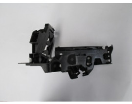 AUDI Q5- 10/12; FAR ALT BAĞLANTI BRAKETİ KÖŞE SAĞ PLASTİK (BFN)