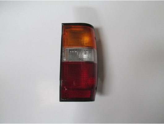 MITSUBISHI L200- PICK UP- 97/98; STOP LAMBASI SAG SIYAH SARI/BEYAZ KIRMIZI (DEPO)