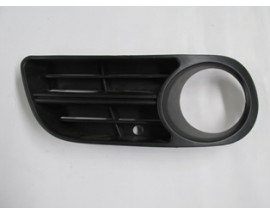 SKODA FABIA- 05/07; SİS LAMBA KAPAĞI SAĞ SİS DELİKLİ (TW)