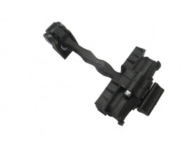 SKODA FABIA- 07/15; ARKA KAPI DURDURUCUSU SAĞ/SOL AYNI (ADET) (KAPI GERGİSİ)