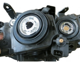 MITSUBISHI L200- PICK UP- 10/15; FAR LAMBASI SAG ELEKTRIKLI/MOTORLU/MERCEKLI (KOTO)