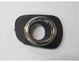 MITSUBISHI L200- PICK UP- 10/13; SİS LAMBA KAPAĞI SAĞ SİS DELİKLİ (ÜST ÇERÇEVESİ NİKELAJLI) (FPI)