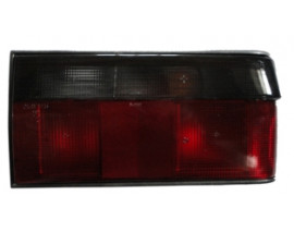 RENAULT R9- BROADWAY- 93/96; STOP LAMBASI SAĞ (SİYAH/KIRMIZI) (DUYSUZ) (PLEKSAN)