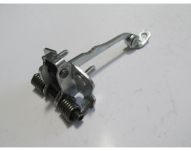 RENAULT R21- CONCORDE/MANAGER- 89/96; ARKA KAPI DURDURUCUSU SAĞ/SOL AYNI (ADET) (KAPI GERGİSİ)