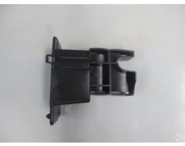 RENAULT CLIO- 4- HB- 13/16; ÖN TAMPON İÇ BAĞLANTI BRAKETİ SAĞ PLASTİK