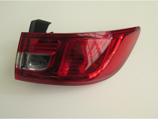 RENAULT CLIO- 4- HB- 16/20; DIŞ STOP LAMBASI SAĞ KIRMIZI/BEYAZ (E MARKLI)