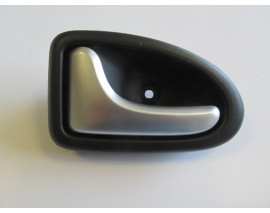 RENAULT MEGANE- 1- 98/99; ÖN KAPI İÇ AÇMA KOLU SOL ELCEĞİ GÜMÜŞ GRİ