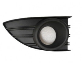 RENAULT FLUENCE- 09/12; SİS LAMBA KAPAĞI SAĞ SİYAH SİS DELİKLİ (SİS ÇERÇEVESİ SİYAH)