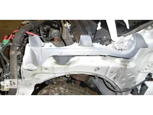 RENAULT KANGOO- 3- 08/13; ÖN ÇAMURLUK BAĞLANTI SUPORTU SOL (POLYESTER)