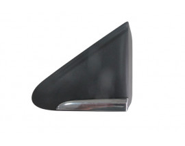 RENAULT CLIO- SPORT TOURER- 16/19; KAPI AYNA MUSKASI SOL (ÇAMURLUK ÜST ÜÇGEN PLASTİĞİ) (NİKELAJLI)