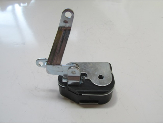 RENAULT MASTER- 1- 97/03; SÜRGÜLÜ KAPI KİLİDİ SAĞ