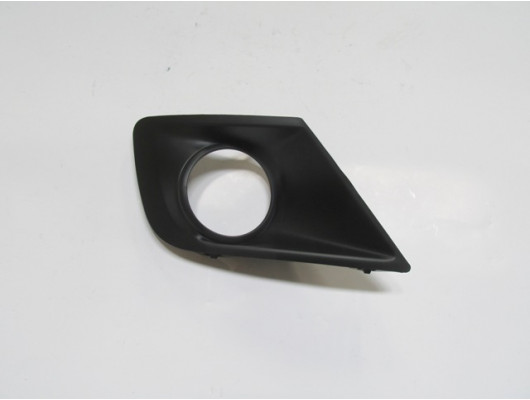 PEUGEOT 207- 09/12; SİS LAMBA KAPAĞI SAĞ SİYAH SİS DELİKLİ (TW)