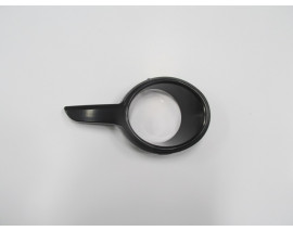 PEUGEOT 208- 12/15; SİS LAMBA ÇERÇEVESİ SAĞ SİS DELİKLİ SİYAH