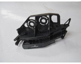PEUGEOT 308- 11/13; ÖN TAMPON BRAKETİ SOL (PLASTİK) (LM)