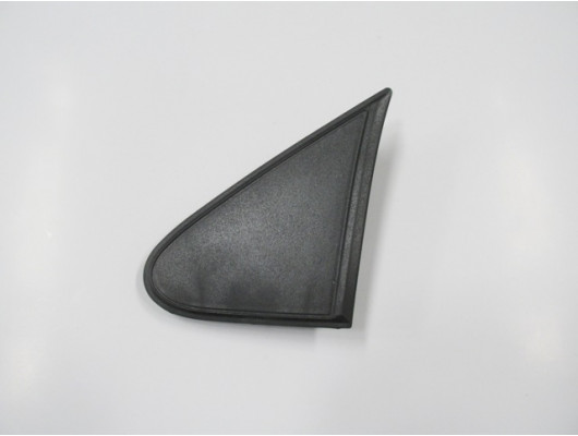 PEUGEOT PARTNER- TEPEE- 10/18; KAPI AYNA MUSKASI SOL SİYAH (ÇAMURLUK ÜST ÜÇGEN PLASTİĞİ)