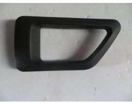 CITROEN BERLINGO- 96/03; ÖN KAPI İÇ AÇMA KOLU ÇERÇEVESİ SOL SİYAH