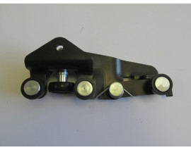 FIAT DOBLO- 01/05; SÜRGÜLÜ KAPI ALT RAY BAĞLANTISI SAĞ