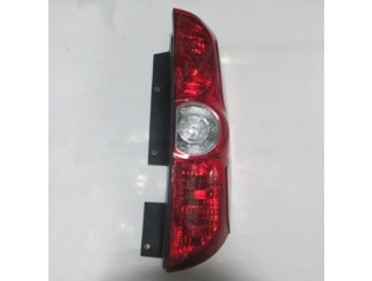 FIAT DOBLO- 11/15; STOP LAMBASI SAĞ KIRMIZI/BEYAZ (BAGAJ KAPAĞI YANA AÇILAN) (MARS) (E MARKLI)