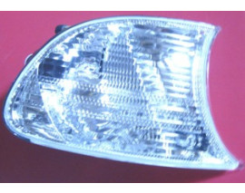 BMW 3 SERI- E46- COUPE- 98/00; ÖN SINYAL SAG BEYAZ (FAR TARAFI HILAL TIP) (FAMELLA)