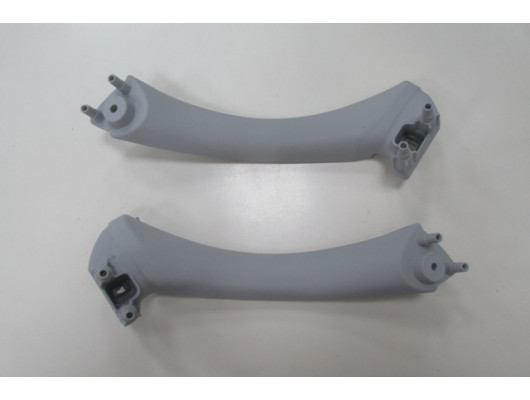 BMW 3 SERI- E90- 05/11; ÖN KAPI İÇ ÇEKME KOLU SAĞ/SOL SET (2 PARÇA) GRİ