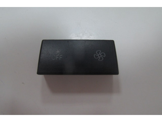 BMW 3 SERI- F30- 12/18; KLİMA AÇMA KAPAMA DÜĞMESİ