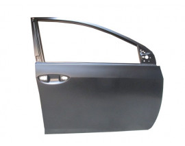 TOYOTA COROLLA- NDE180- 13/18; ÖN KAPI KOMPLE SAĞ (BAND DELİKSİZ) (İCELİ/ÇEKOMASTİKLİ) (TW)