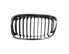 BMW 1 SERI- F20- 12/15; ÖN PANJUR SOL SİYAH/PETEKLERİ NİKELAJLI (TYG)