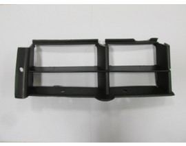 BMW 5 SERI- E39- 96/00; ÖN TAMPON PANJURU SOL SİYAH (TW)