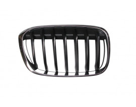 BMW X1- F48- 15/18; ÖN PANJUR SAĞ SİYAH/NİKELAJ ÇITALI (TYG)