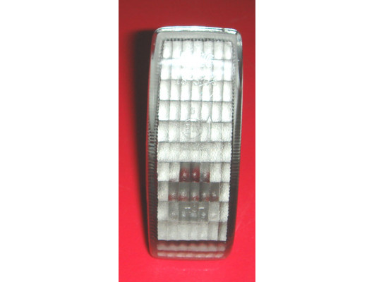 MERCEDES E CLASS- W124- 93/95; ÇAMURLUK SINYALI FÜME SAG/SOL AYNI (ADET) (FAMELLA)