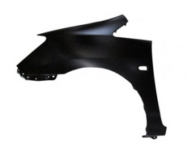 TOYOTA COROLLA- VERSO- HB- 02/03; ÖN ÇAMURLUK DELİKLİ SOL (TW)