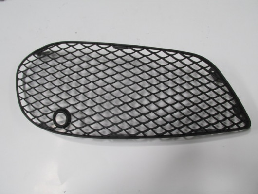 MERCEDES C CLASS- W205- 14/17; SİS LAMBA KAPAĞI SOL SİS DELİKSİZ (AMG)(TW)