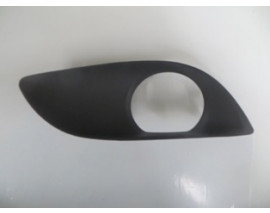 TOYOTA YARIS- 09/11; SİS LAMBA KAPAĞI SAĞ SİYAH (SİS DELİKLİ) (CASP)