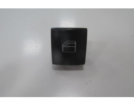 MERCEDES A CLASS- W176- 11/17; ÖN/ARKA CAM DÜĞME BUTONU SAĞ