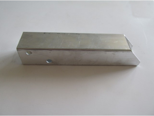 MERCEDES A CLASS- W176- 11/17; ÖN PANEL BAĞLANTI BRAKETİ (KÜÇÜK) SAĞ/SOL AYNI (ADET)