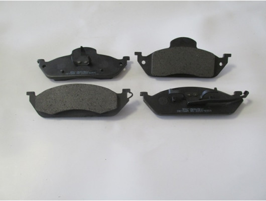 MERCEDES ML CLASS- W163- 98/05; ÖN FREN BALATASI (KABLOSUZ)(188X77X16,6/18;8X59X15.6)(BRAMAX)