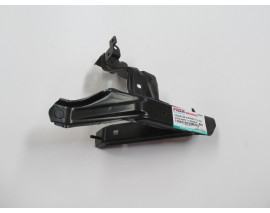 TOYOTA HILUX- PICK UP LN145- 02/05; ÖN ÇAMURLUK İÇ BAĞLANTI BRAKETİ SAĞ (TW)