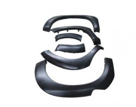 TOYOTA HILUX- PICK UP VIGO- 12/15; ÇAMURLUK AĞZI PLASTİĞİ VE TAMPON DODİK SETİ (6 PARÇA) (CASP)